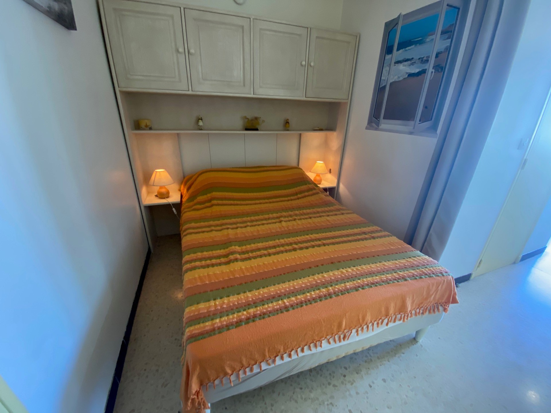 _lv_images__lot_0000000409_14_19142170