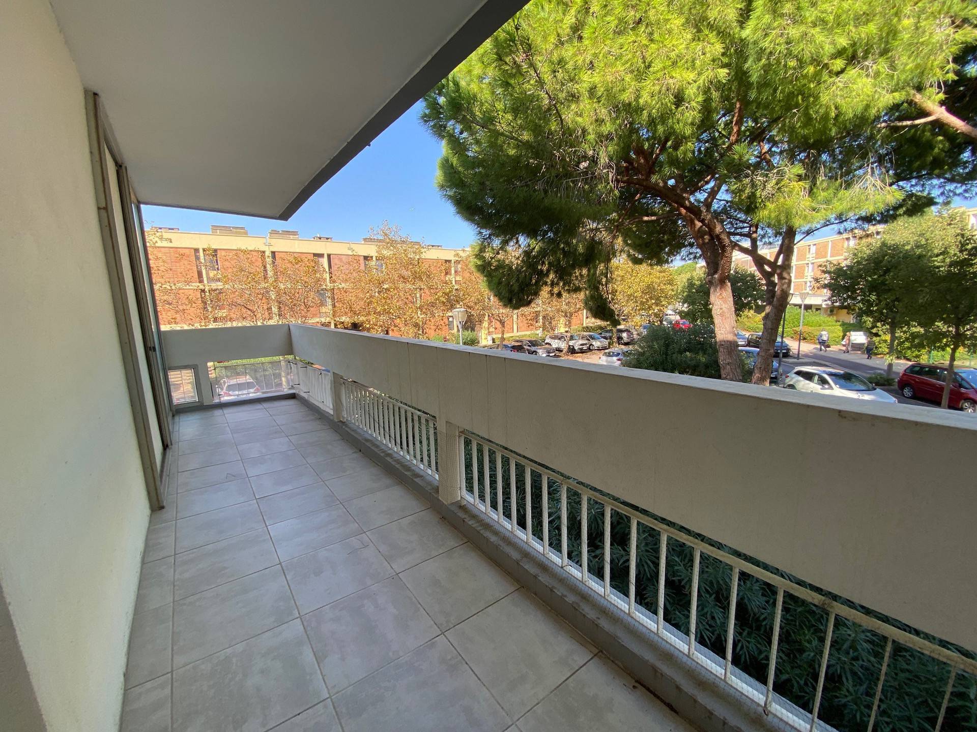 _lv_images__lot_0000000416_09_19284347