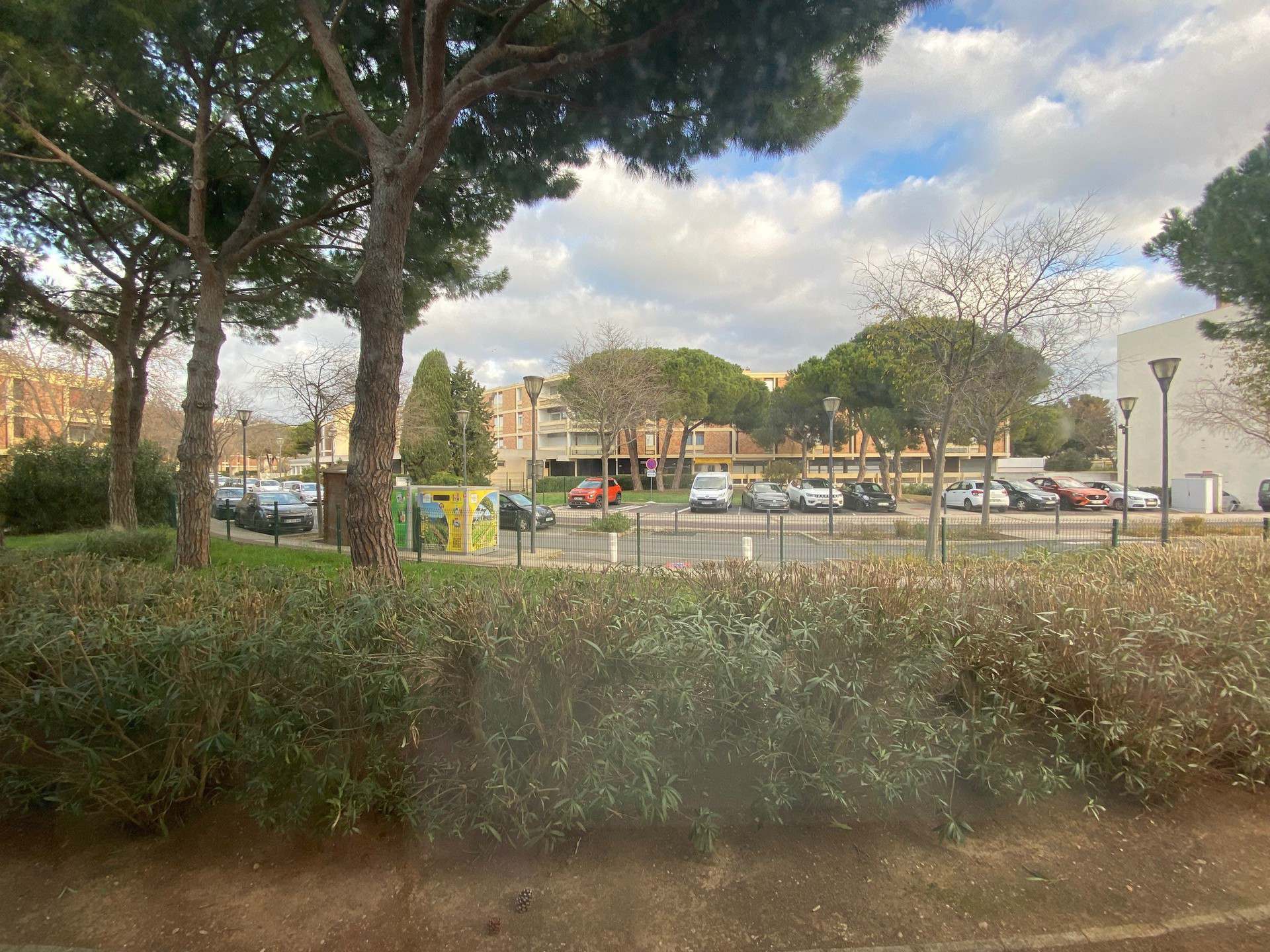 _lv_images__lot_0000000419_08_18109275