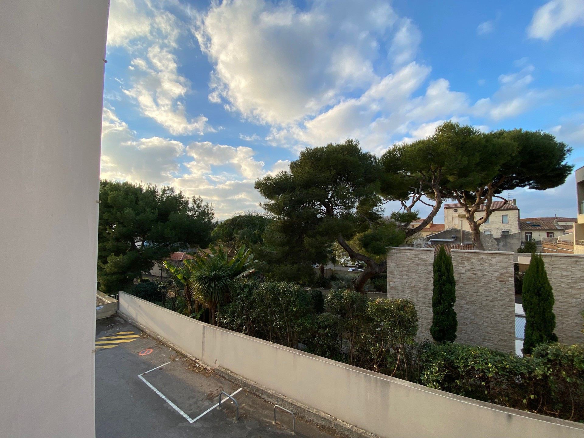 _lv_images__lot_0000000420_09_18455389