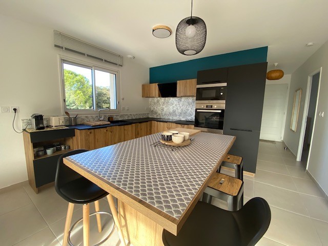 _lv_images__lot_0000000421_02_19022331