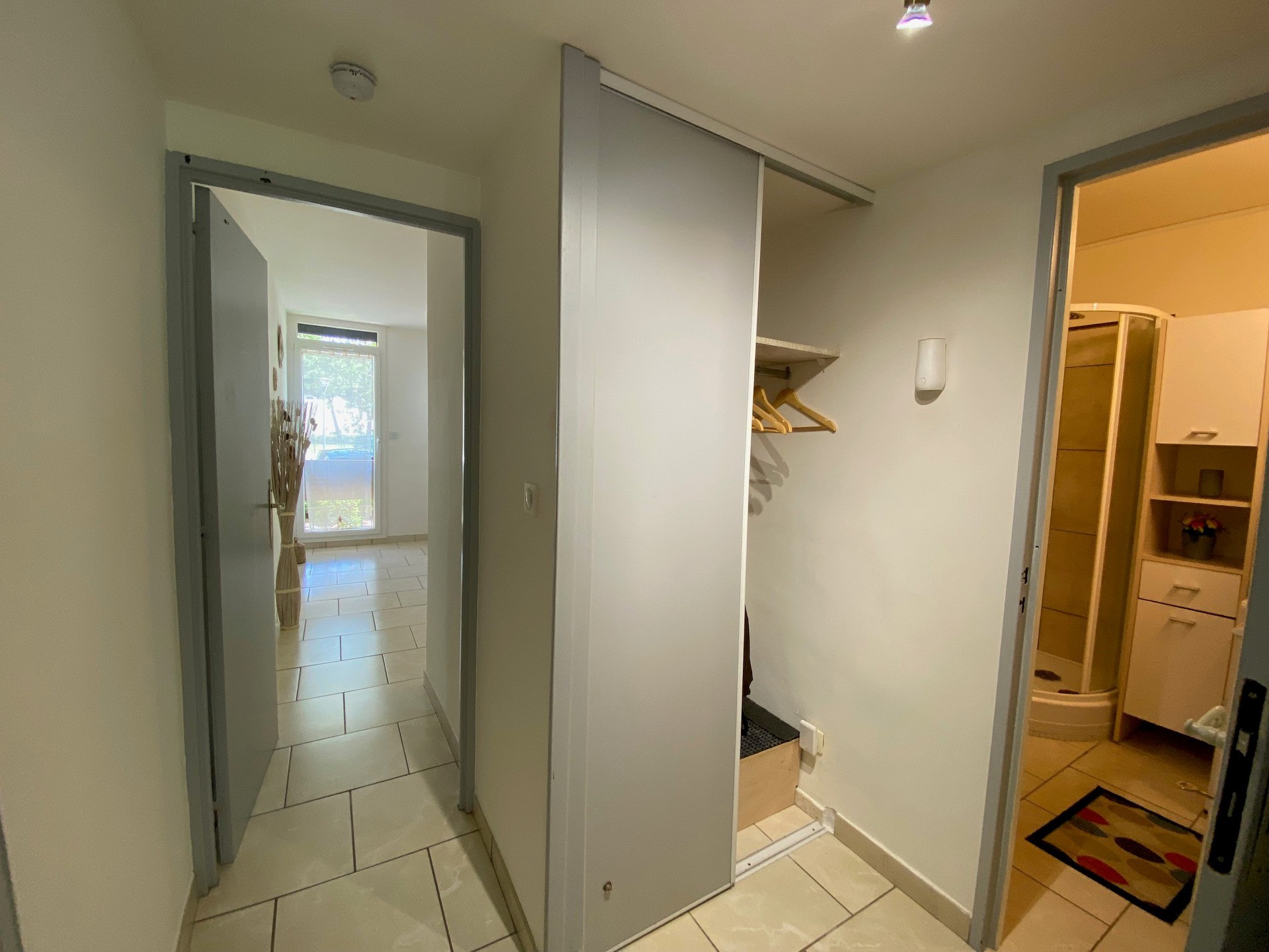 _lv_images__lot_0000000423_03_19190216