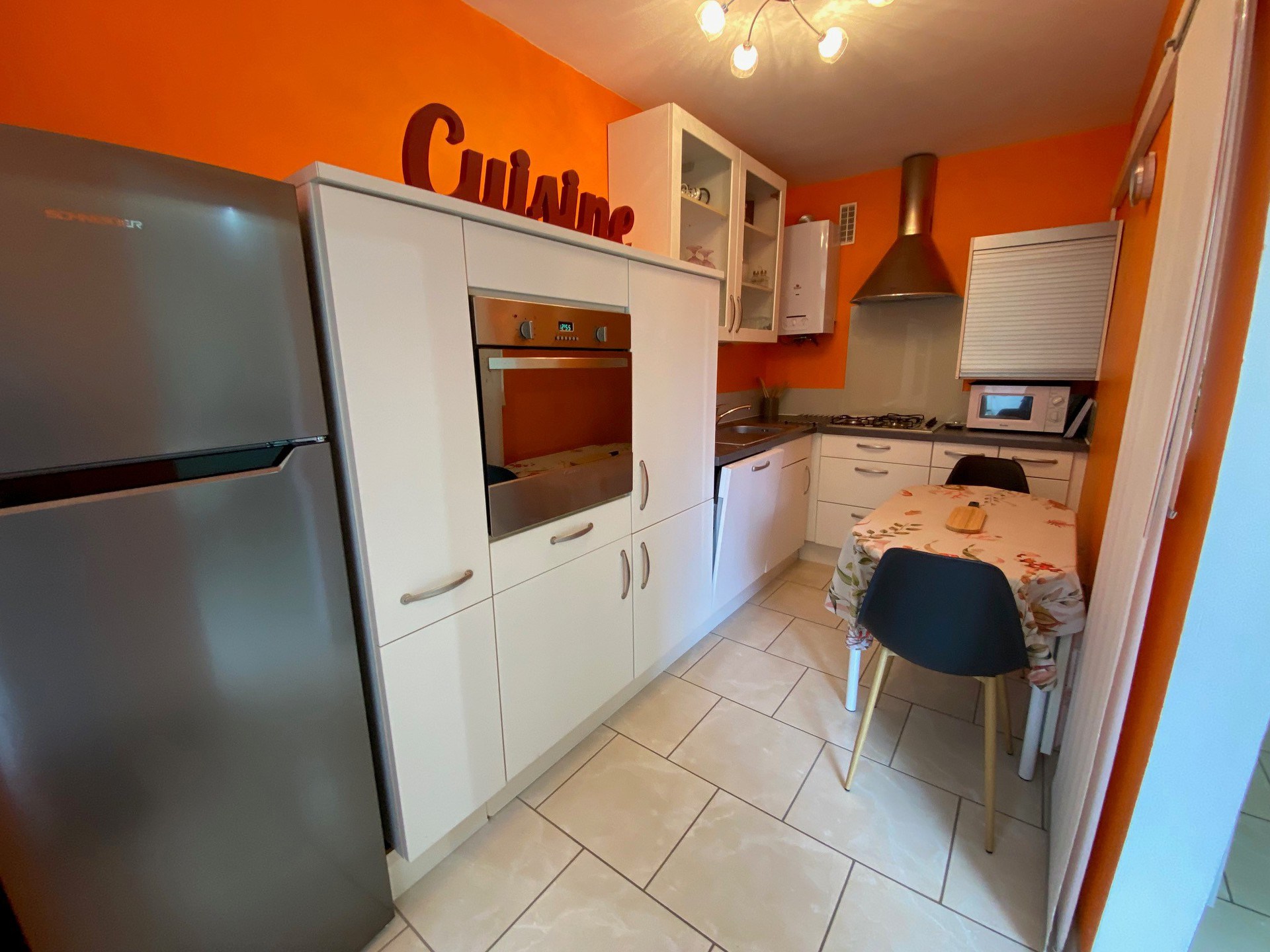 _lv_images__lot_0000000423_04_18699506