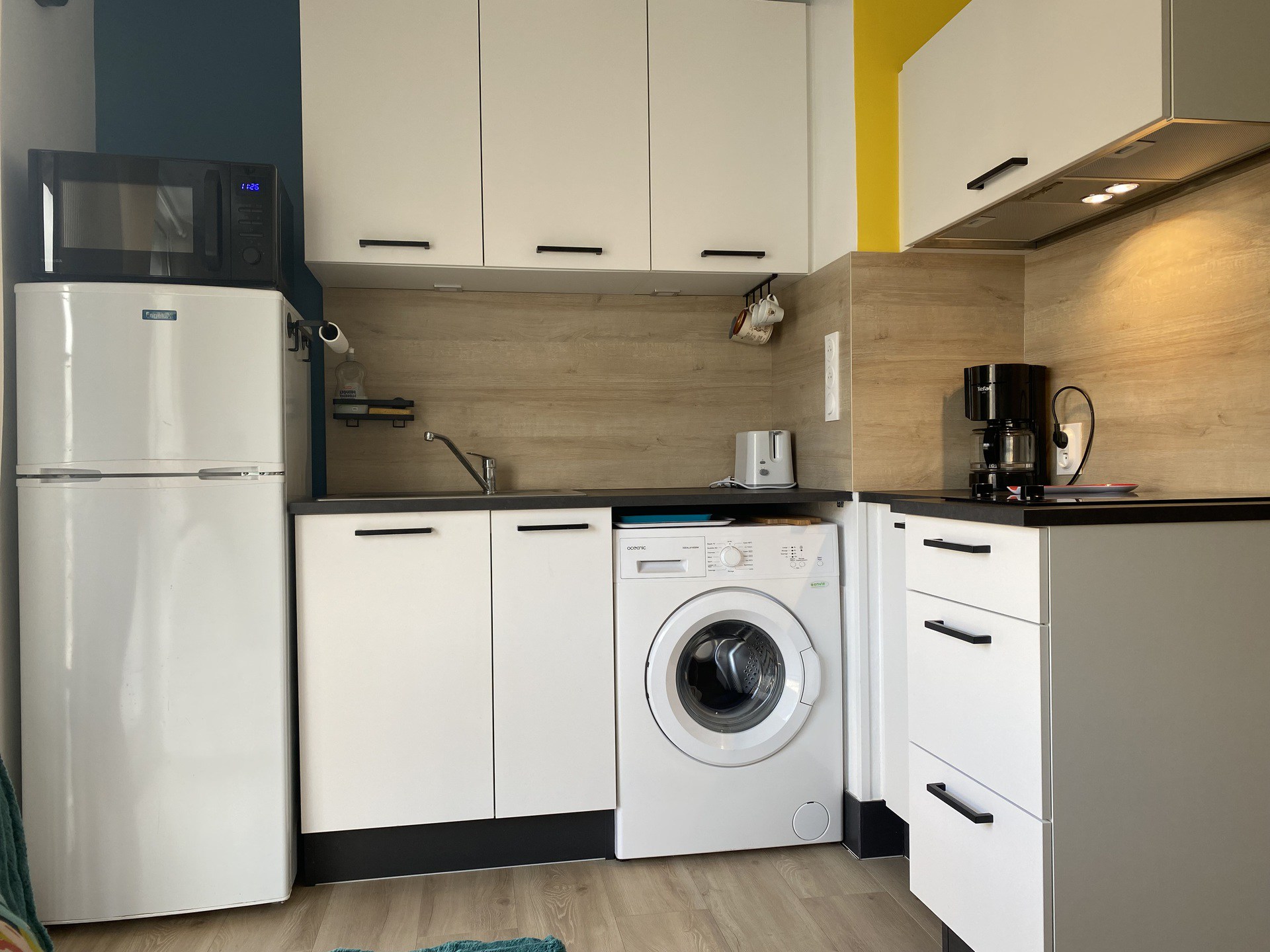 _lv_images__lot_0000000439_04_18257321