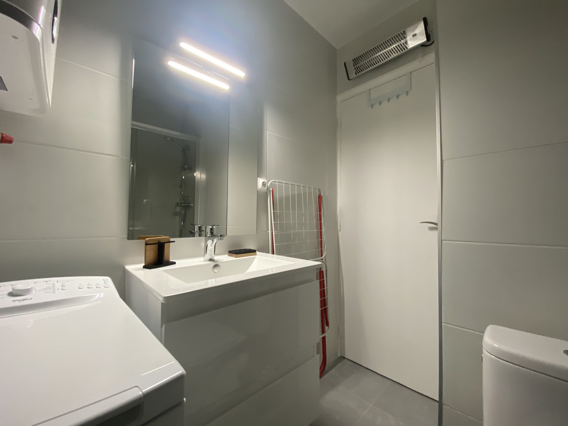 _lv_images__lot_0000000442_09_18846877