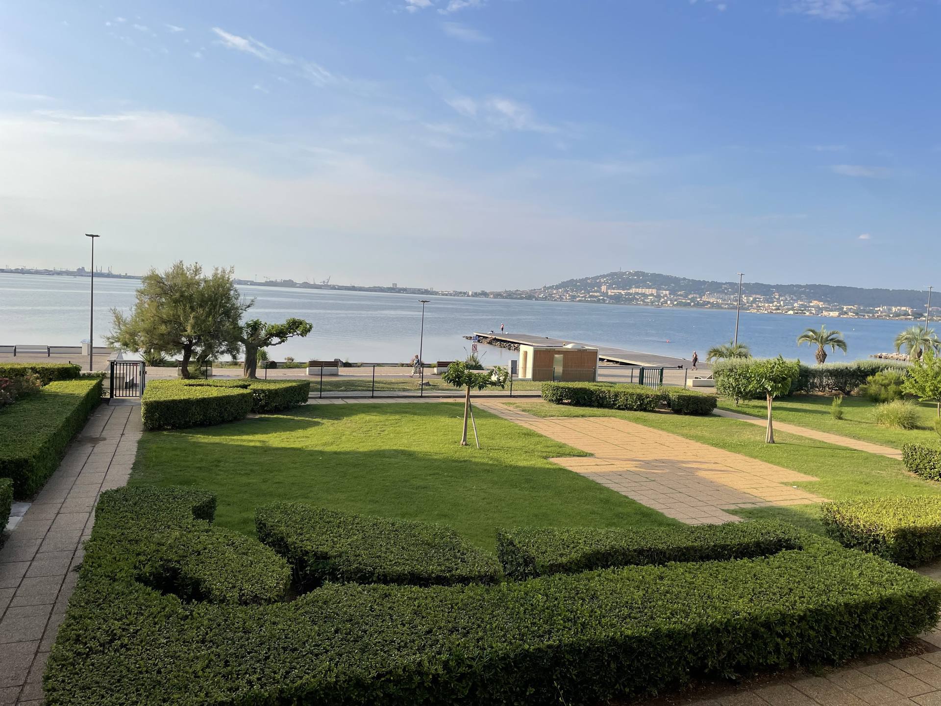 _lv_images__lot_0000000458_02_18959634