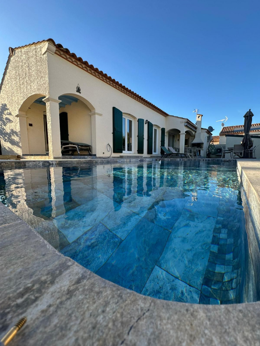 LOCATION BALARUC LES BAINS LES ARBOUSIERS DE THAU CHAMBE CHRISTINE (28)