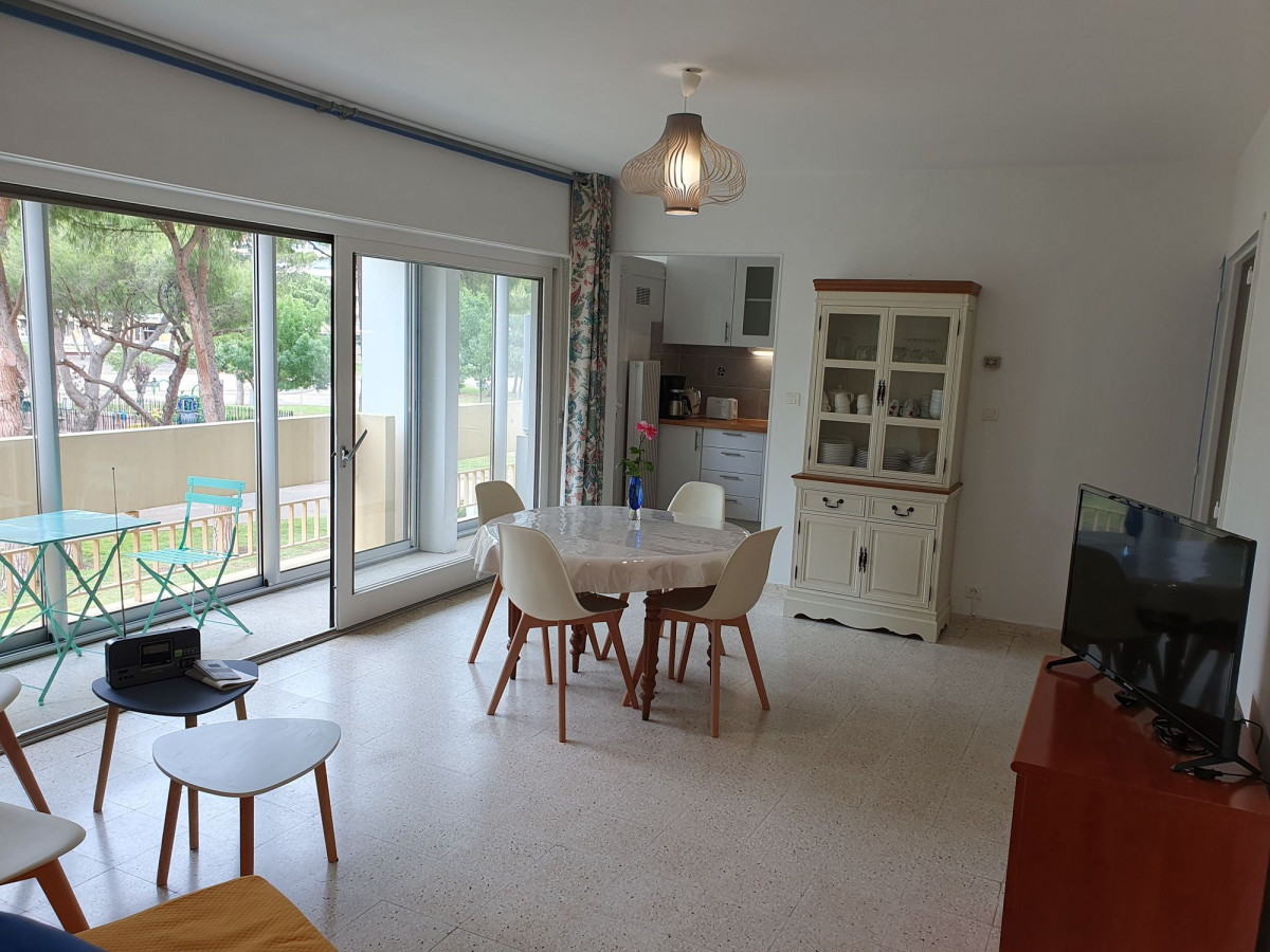 LOCATION BALARUC LES BAINS RESIDENCE DU PARC 16 NOBLET MAXIME_07