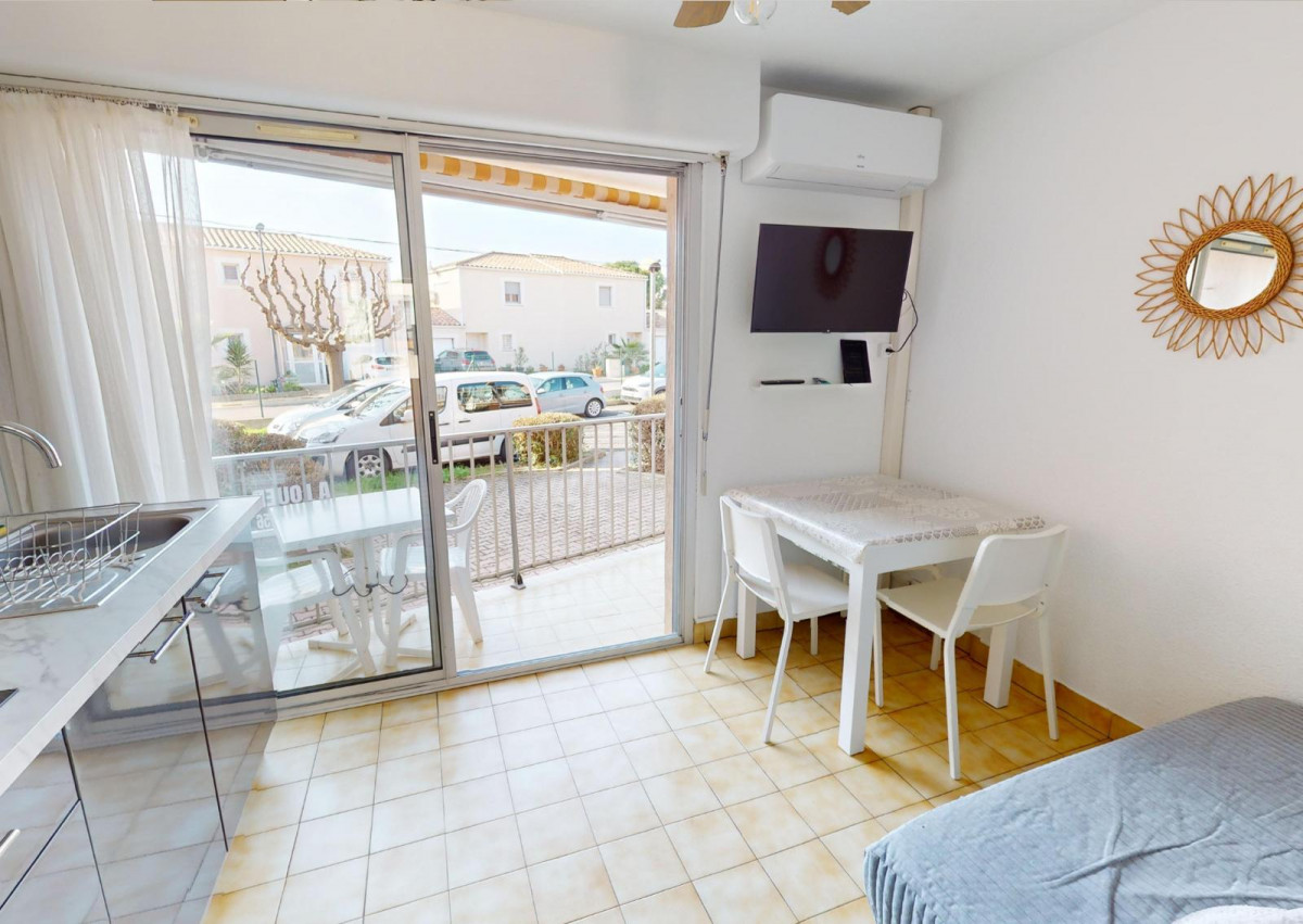 LOCATION BALARUC LES BAINS RESIDENCE ISIS 12 PICCOT CREZOLLET (2)