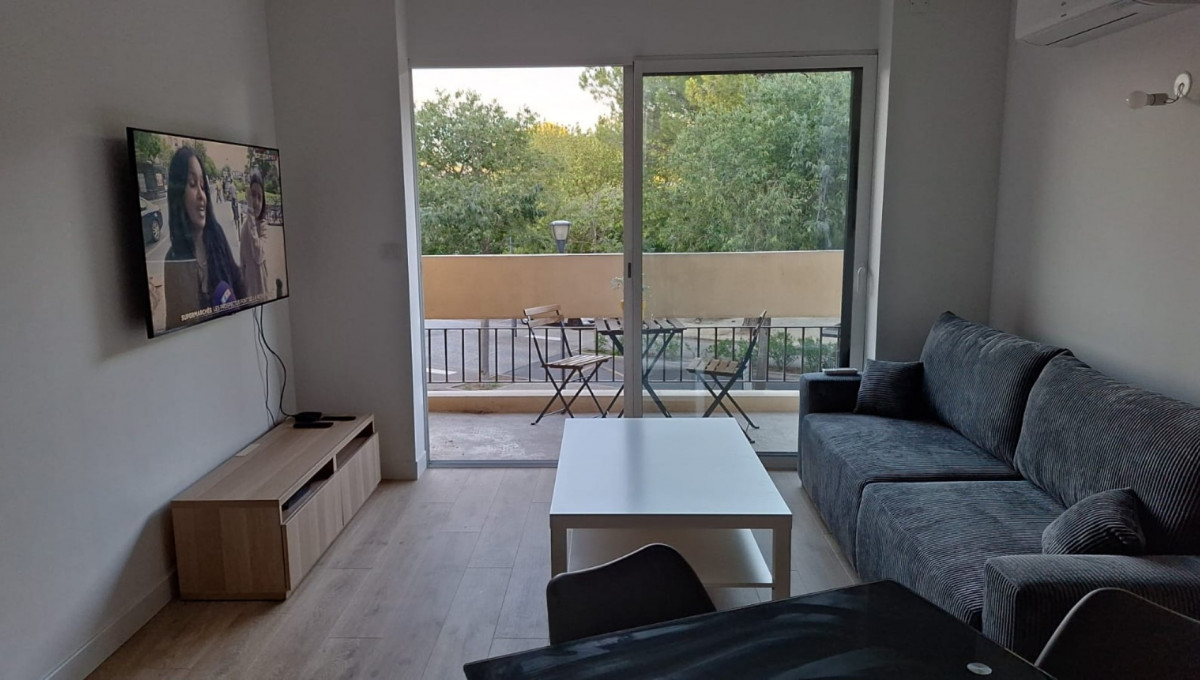 LOCATION BALARUC LES BAINS RESIDENCE LES GIRELLES