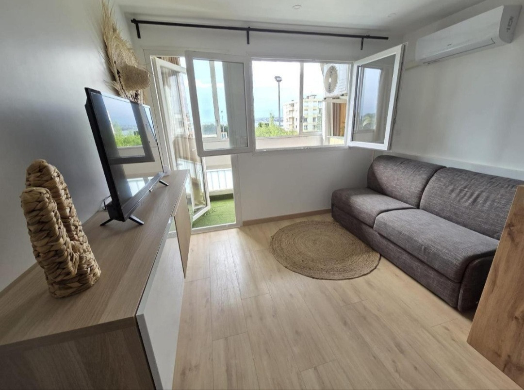 LOCATION BALARUC LES BAINS RESIDENCE LISERONS SUAU JULIE (6)