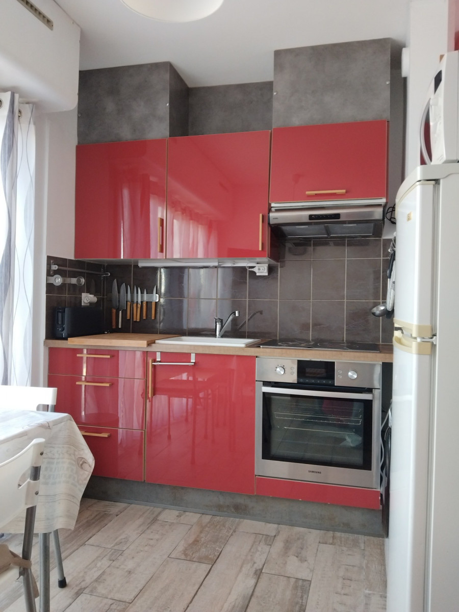 _lv_images__lot_0000000001_01_19284777