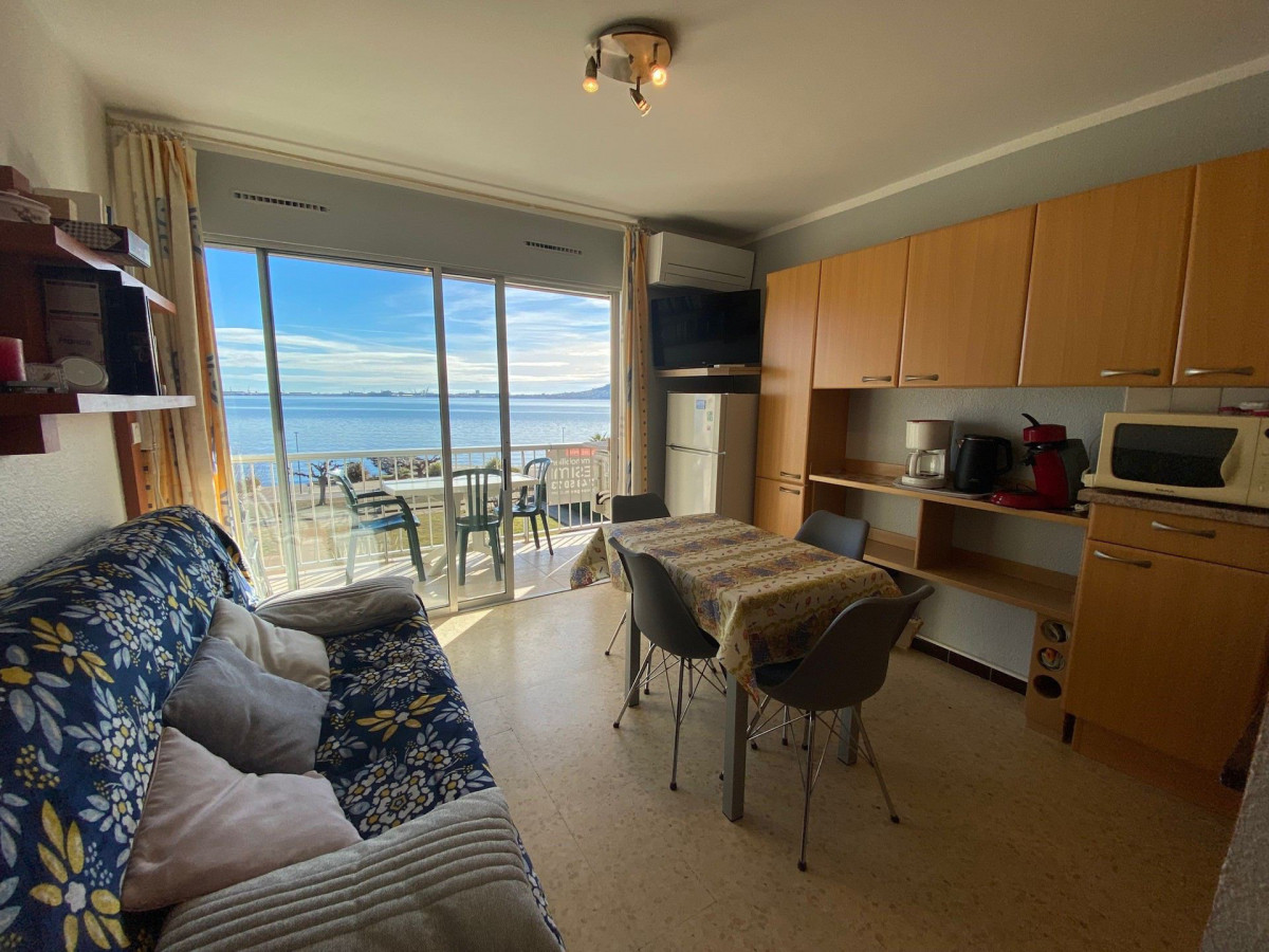 _lv_images__lot_0000000055_01_18117478