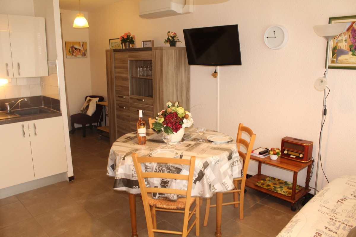 _lv_images__lot_0000000099_01_19196695