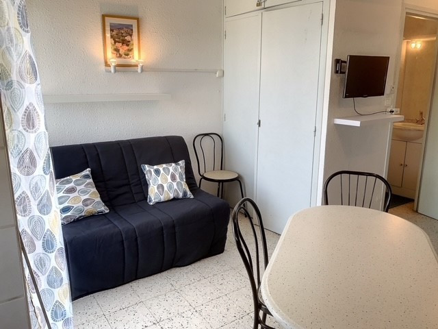 _lv_images__lot_0000000314_01_18700406