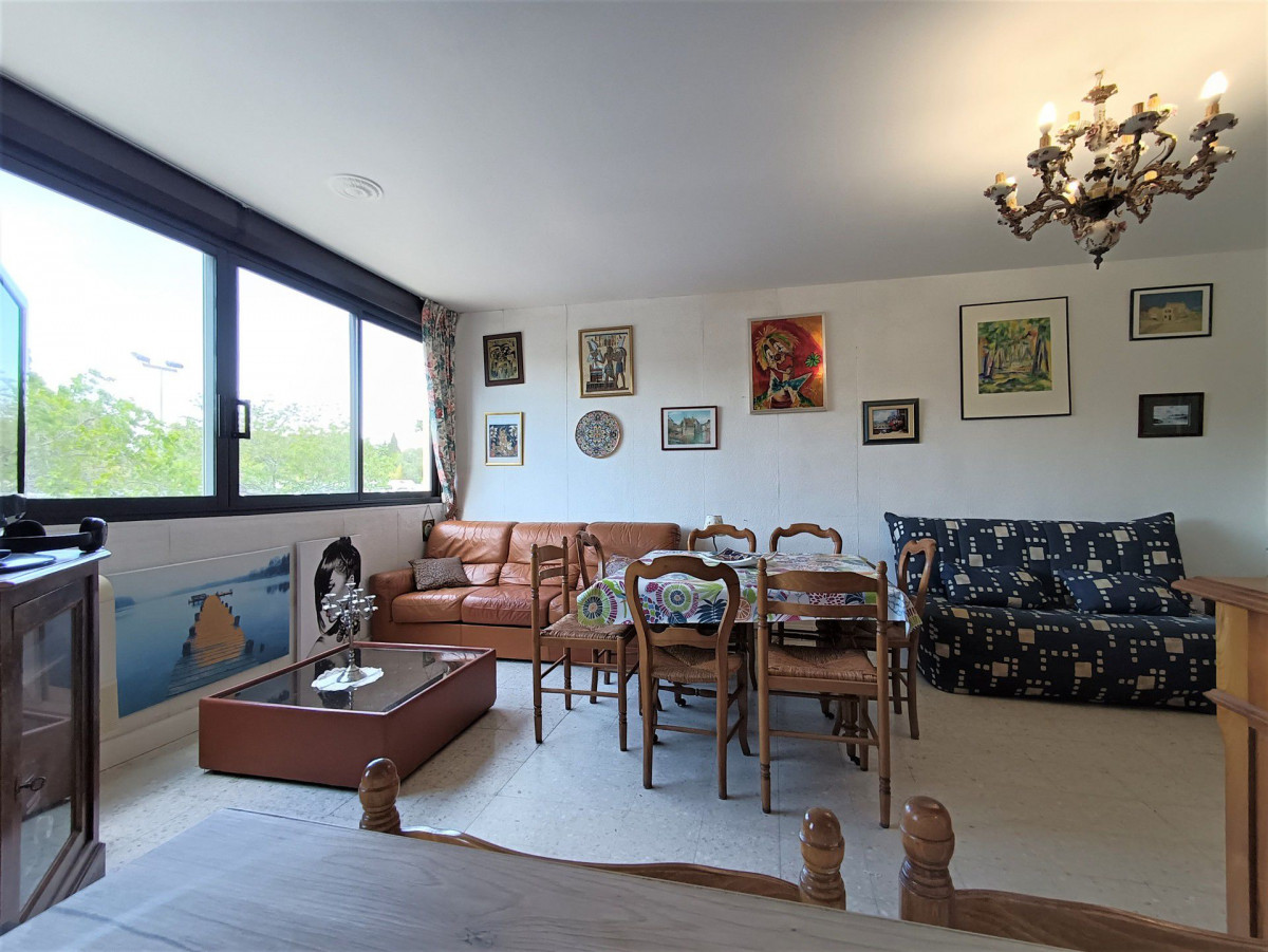 _lv_images__lot_0000000382_01_19285186