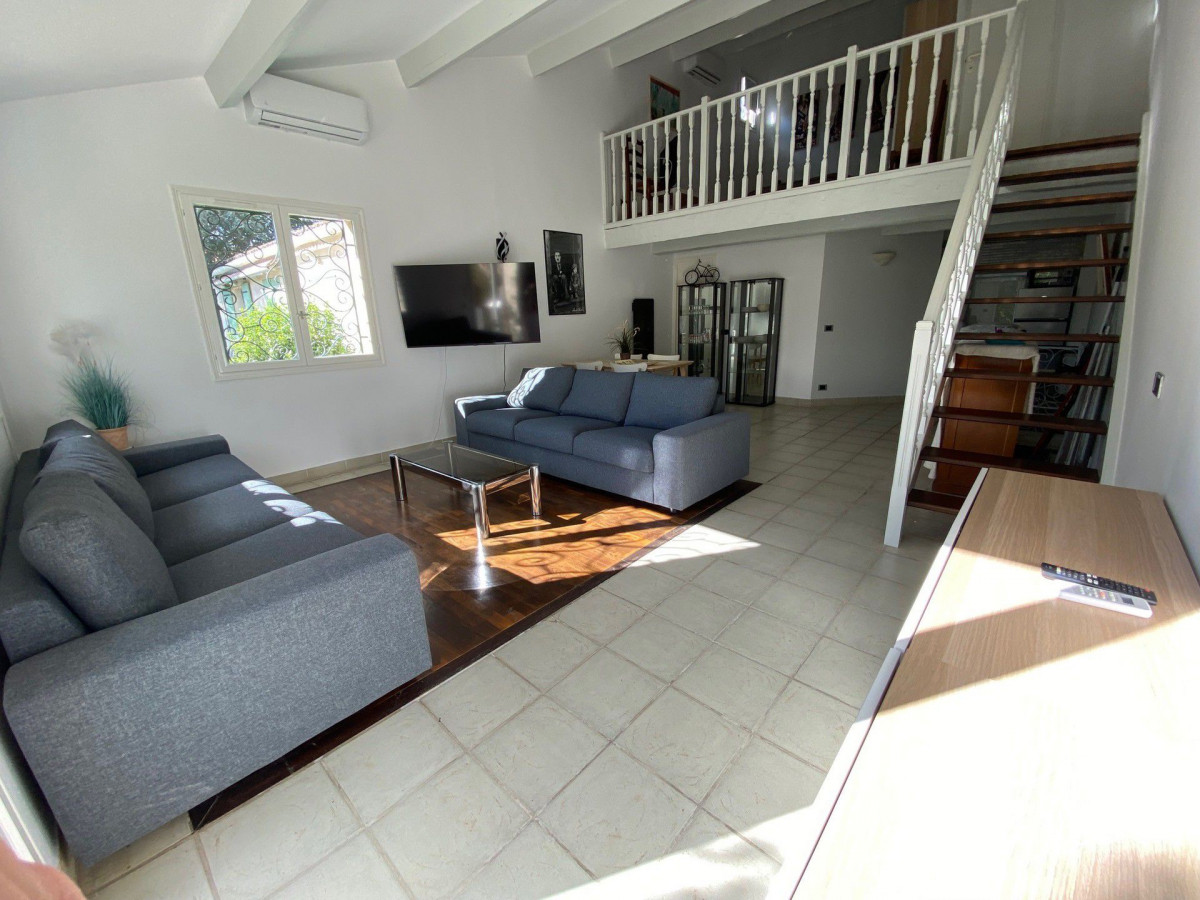 _lv_images__lot_0000000388_01_19215489