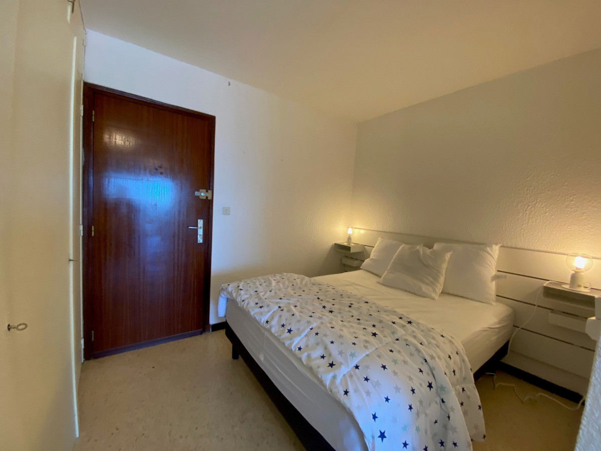 _lv_images__lot_0000000390_01_19191038