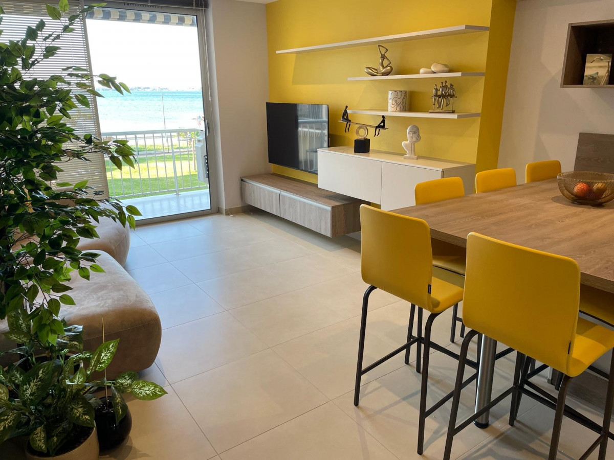 _lv_images__lot_0000000458_01_19036255