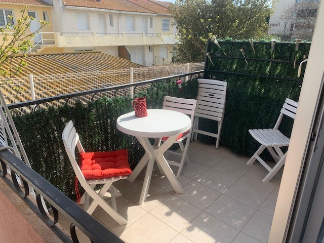 LOCATION BALARUC LES BAINS 11 RUE MONTGOLFIER BAZIZI FATHIA (1) LOCATION BALARUC LES BAINS 11 RUE MONTGOLFIER BAZIZI FATHIA (1)