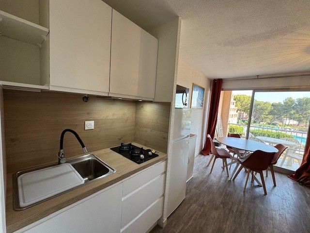 LOCATION BALARUC LES BAINS RESIDENCE LES HAUTS DE BALARUC BEAUX BRIGITTE (3) - © BEAUX BRIGITTE LOCATION BALARUC LES BAINS RESIDENCE LES HAUTS DE BALARUC BEAUX BRIGITTE (3)