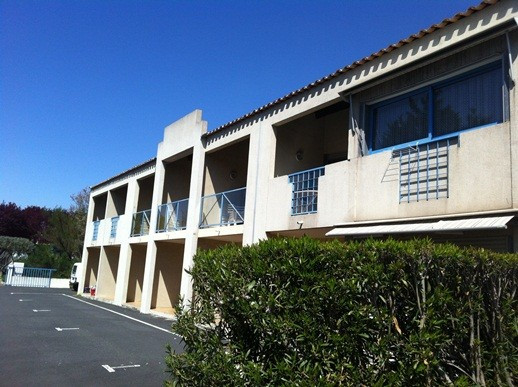 LOCATION BALARUC LES BAINS RESIDENCE NAIAIDES 1 COURTADE SANDRINE  (1)