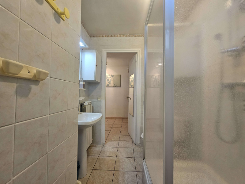 _clients_193454005_photos_438q_18112496 _clients_193454005_photos_438q_18112496