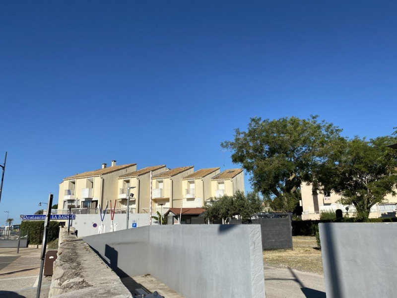 _clients_193454005_photos_500m_18268050