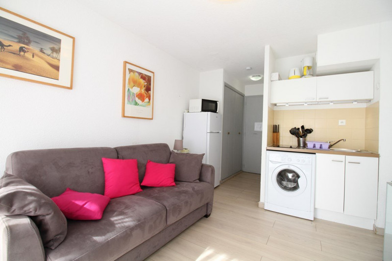 _clients_193454005_photos_522c_19218645 _clients_193454005_photos_522c_19218645