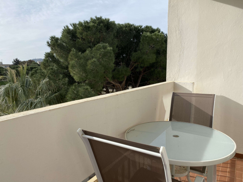 _clients_193454005_photos_565j_19280336