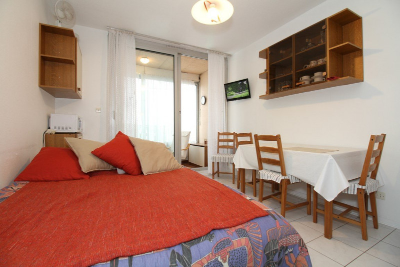 _clients_193454005_photos_626a_19060902