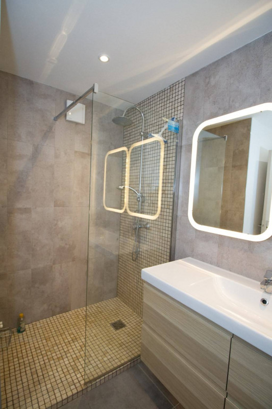 _clients_193454005_photos_646m_19151669