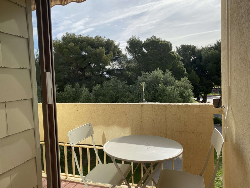 _clients_193454005_photos_649j_18450676