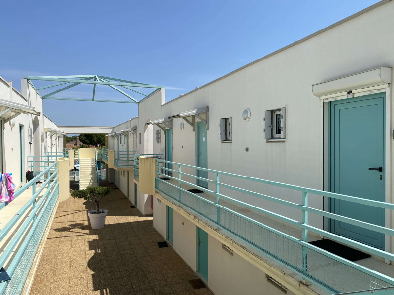 _clients_193454005_photos_742m_18957106