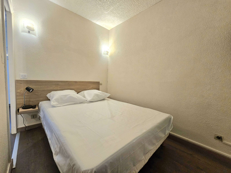 _clients_193454005_photos_807j_19267832