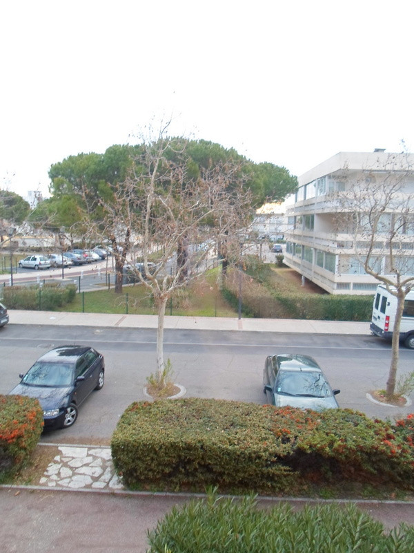 _lv_images__lot_0000000003_04_18959626 _lv_images__lot_0000000003_04_18959626