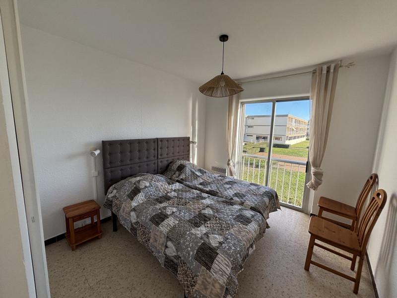 _lv_images__lot_0000000015_04_18959681 _lv_images__lot_0000000015_04_18959681