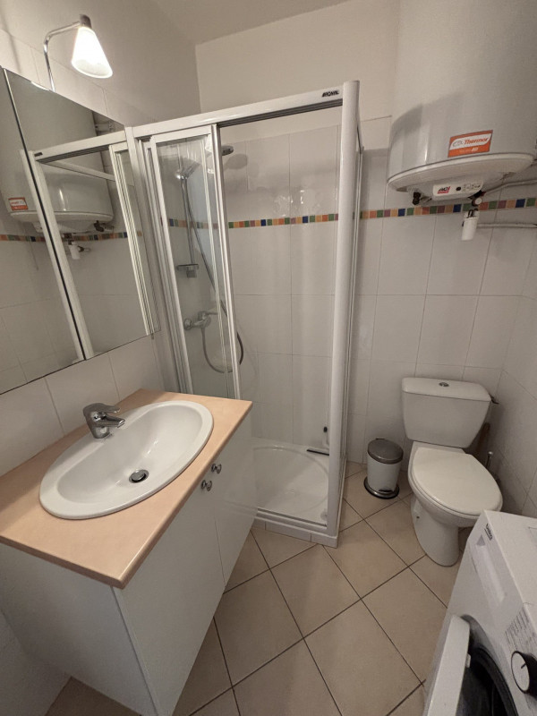 _lv_images__lot_0000000021_04_18102333