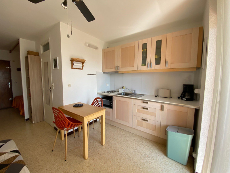 _lv_images__lot_0000000027_08_19163009