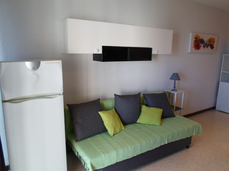 _lv_images__lot_0000000040_14_18960497 _lv_images__lot_0000000040_14_18960497