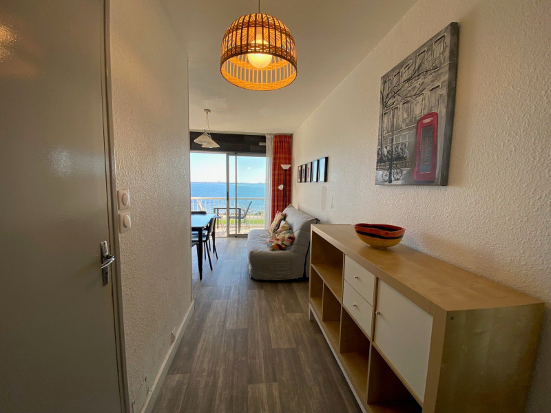 _lv_images__lot_0000000044_05_18839486 _lv_images__lot_0000000044_05_18839486