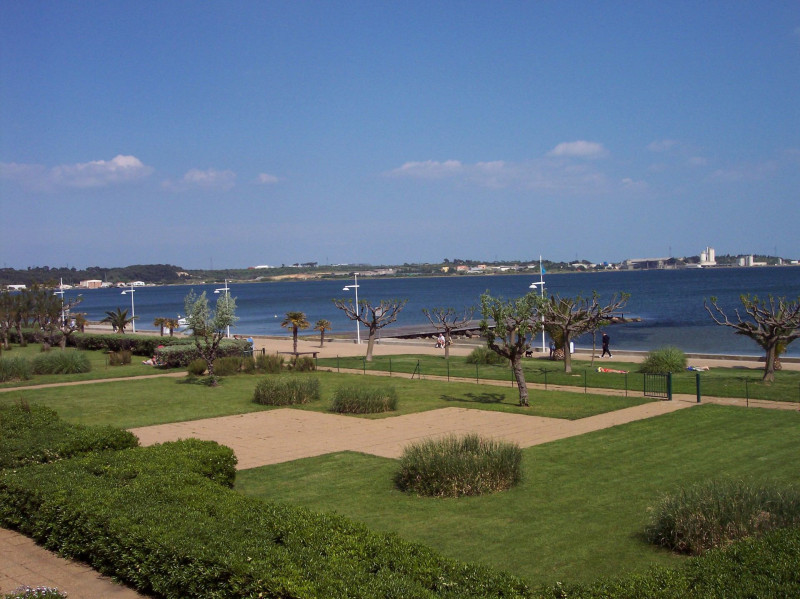 _lv_images__lot_0000000046_01_18601127