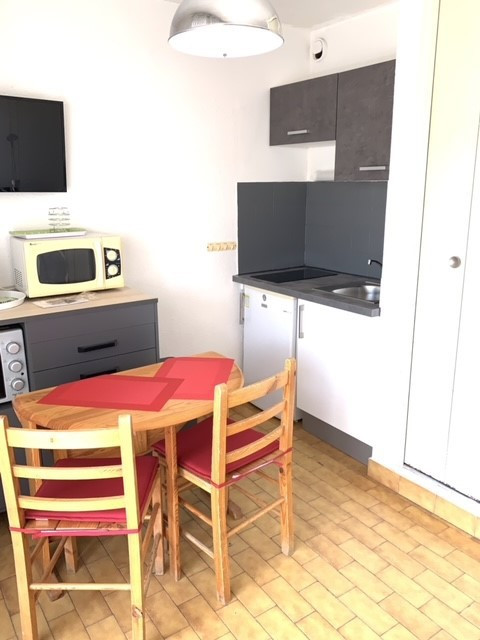 _lv_images__lot_0000000048_05_18118450