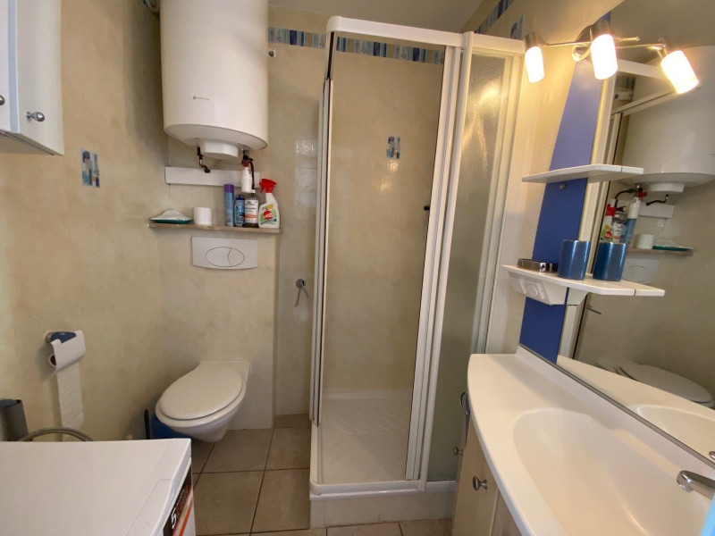 _lv_images__lot_0000000055_04_19284377