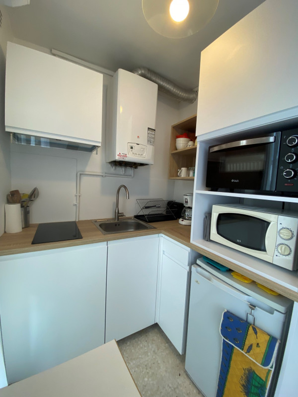 _lv_images__lot_0000000070_16_18960079