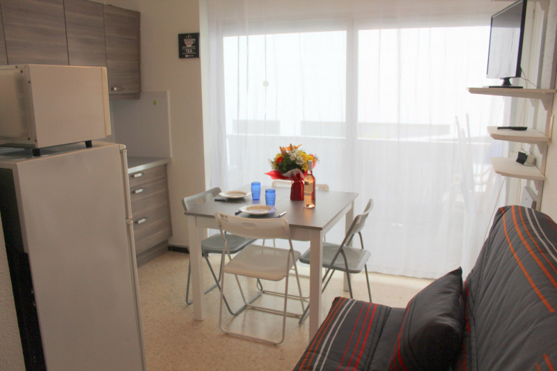 _lv_images__lot_0000000078_01_18974720