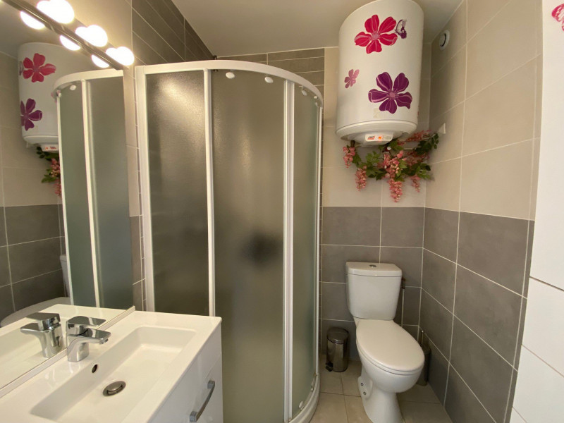 _lv_images__lot_0000000083_07_18749908