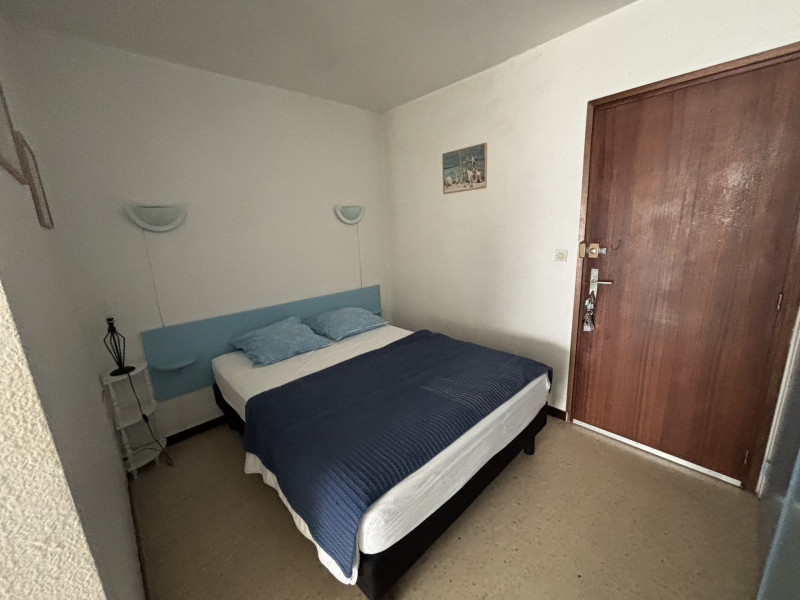 _lv_images__lot_0000000112_05_18454174