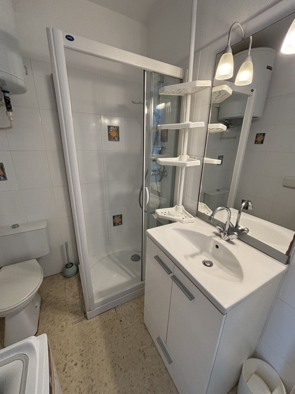 _lv_images__lot_0000000113_02_18601280