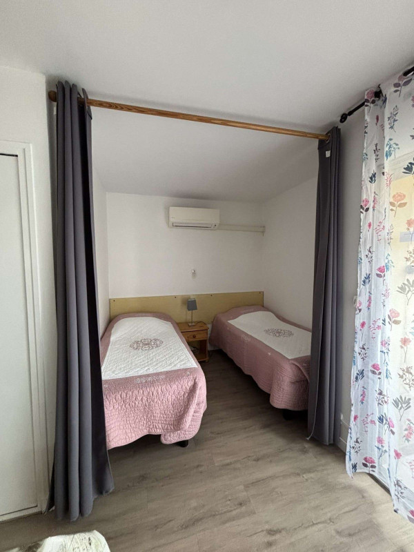 _lv_images__lot_0000000161_08_19078667